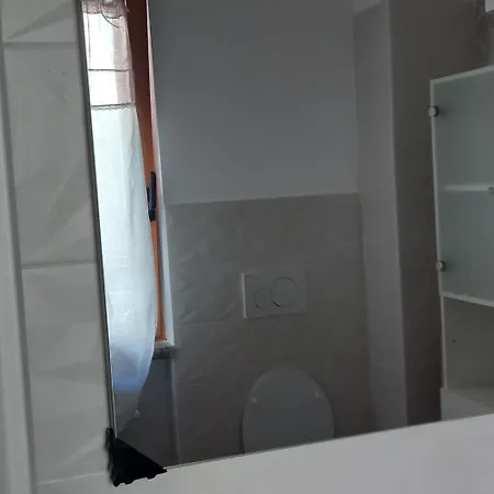 Uriel 4 Guest house *